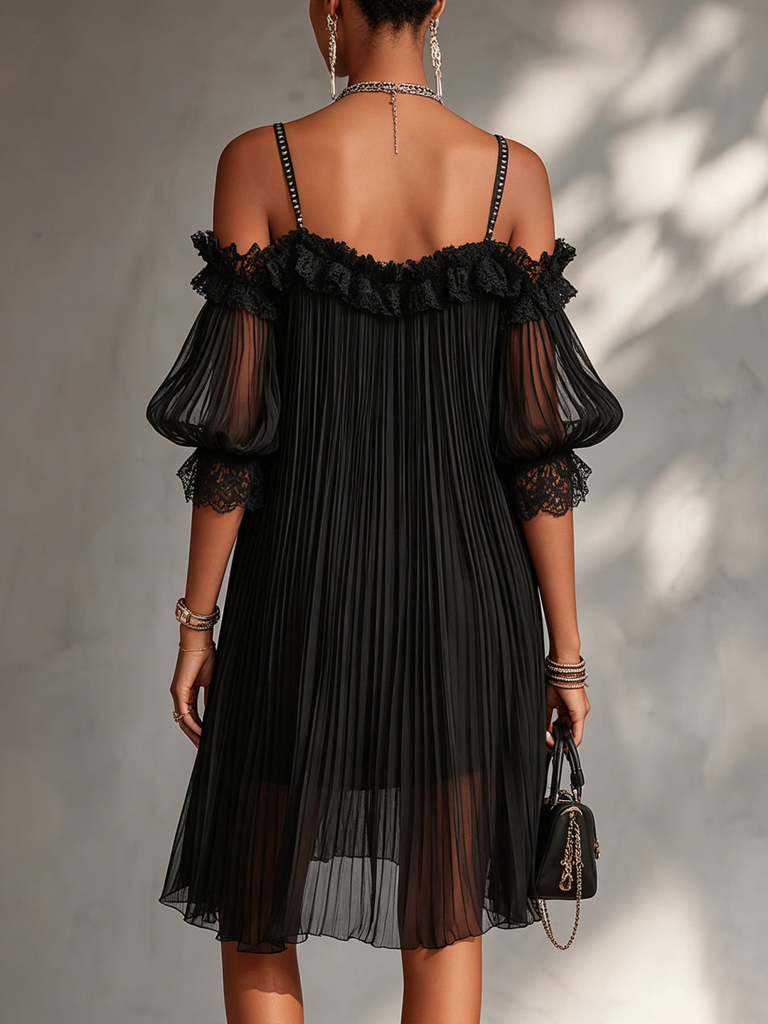 Silija - Mini-Robe en Mousseline à épaules Dénudées Et Bordure en Dentelle