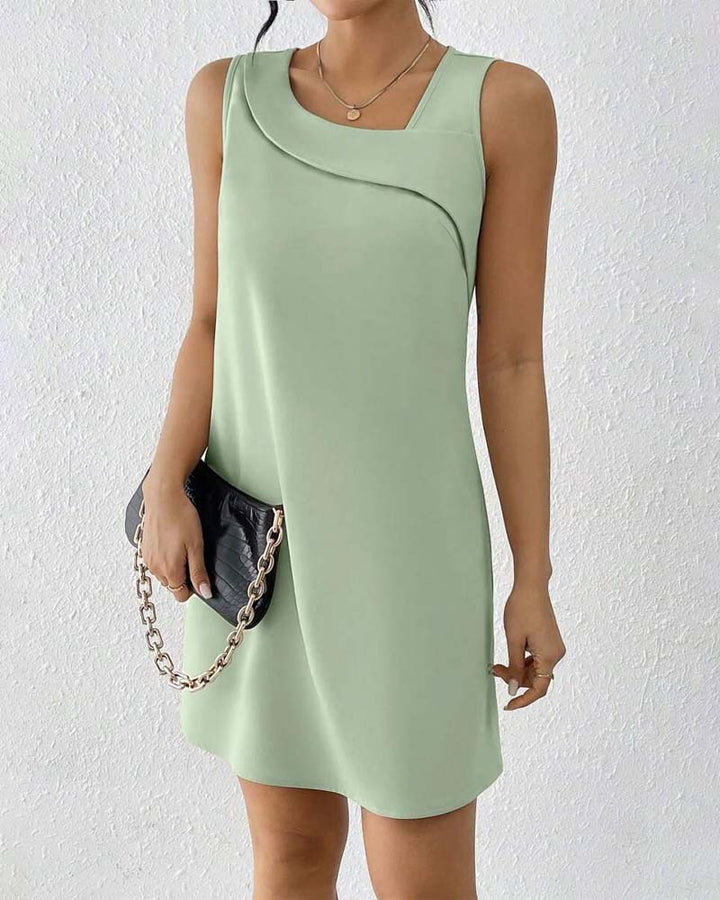 Ayna | Ayna - Robe sans Manches à col Asymétrique