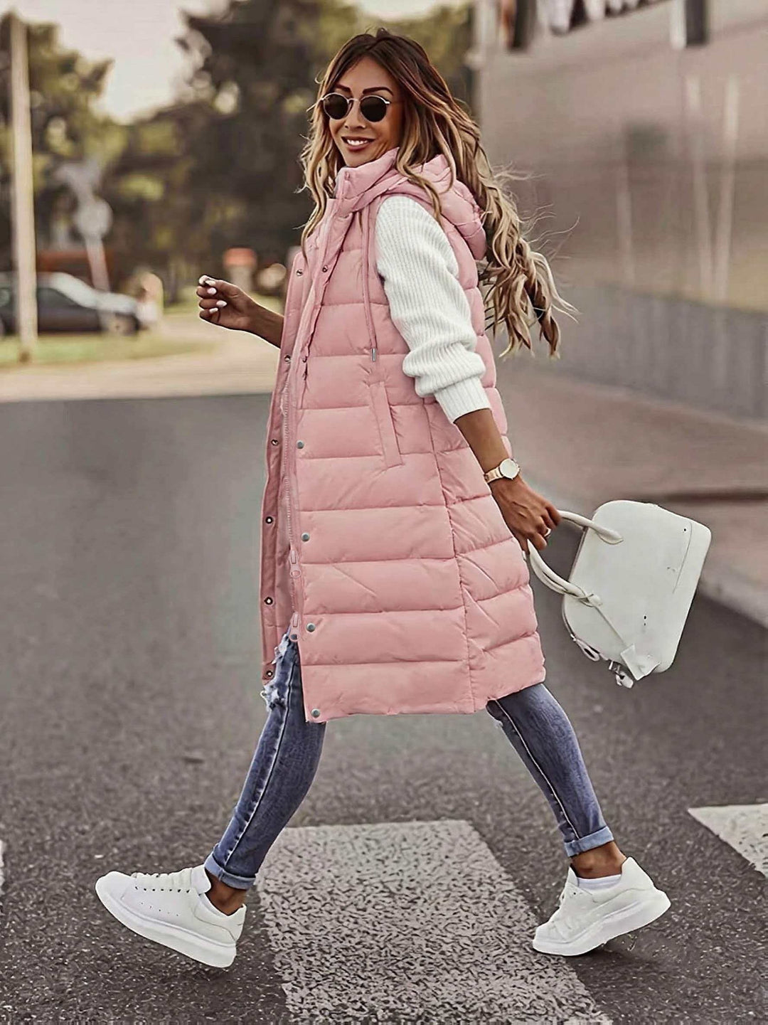 Maryanne - Gilet Matelassé Long à Capuche et Poches