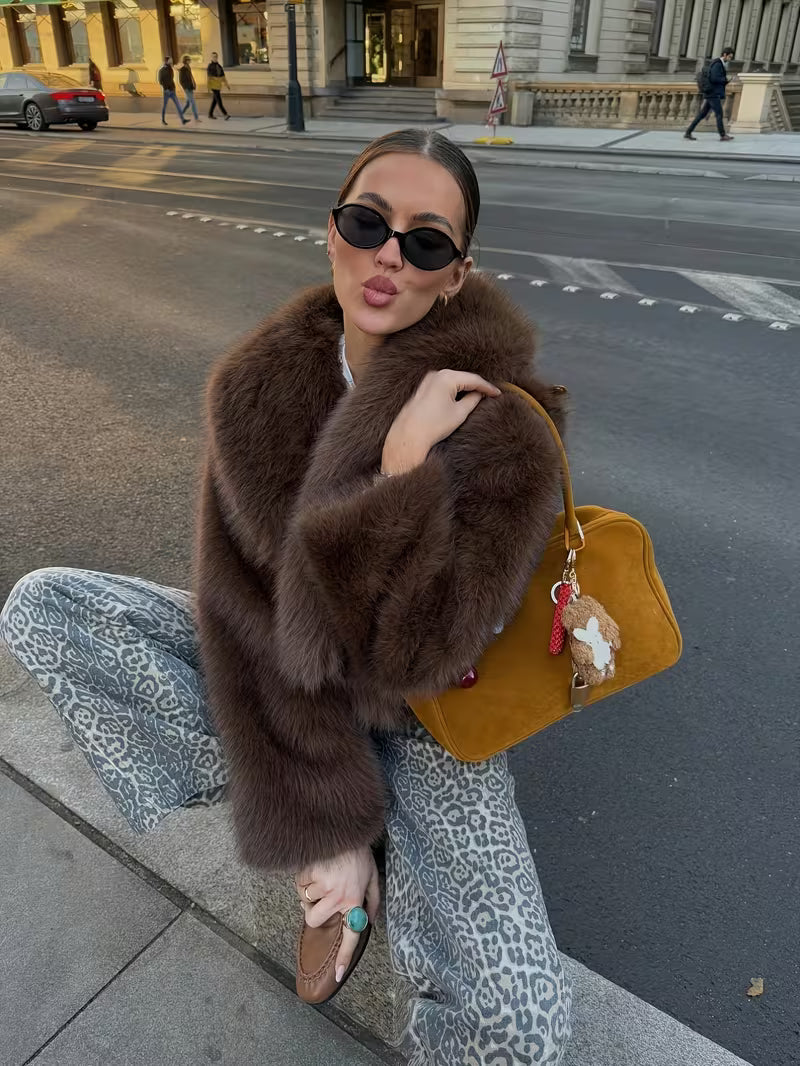Jorida - Veste Courte Oversize À Revers en Fausse Fourrure