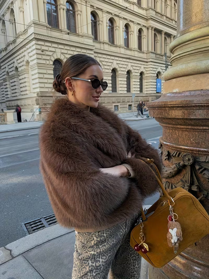 Jorida - Veste Courte Oversize À Revers en Fausse Fourrure