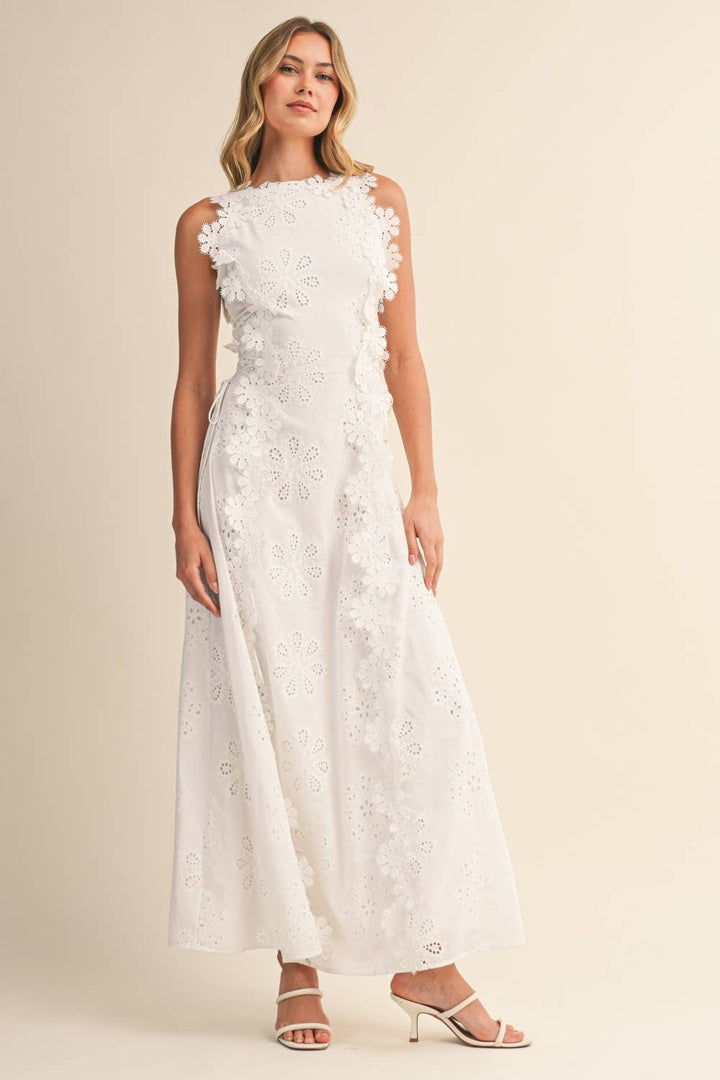 Azalia - Robe Longue sans Manches à motifs Floraux Brodés