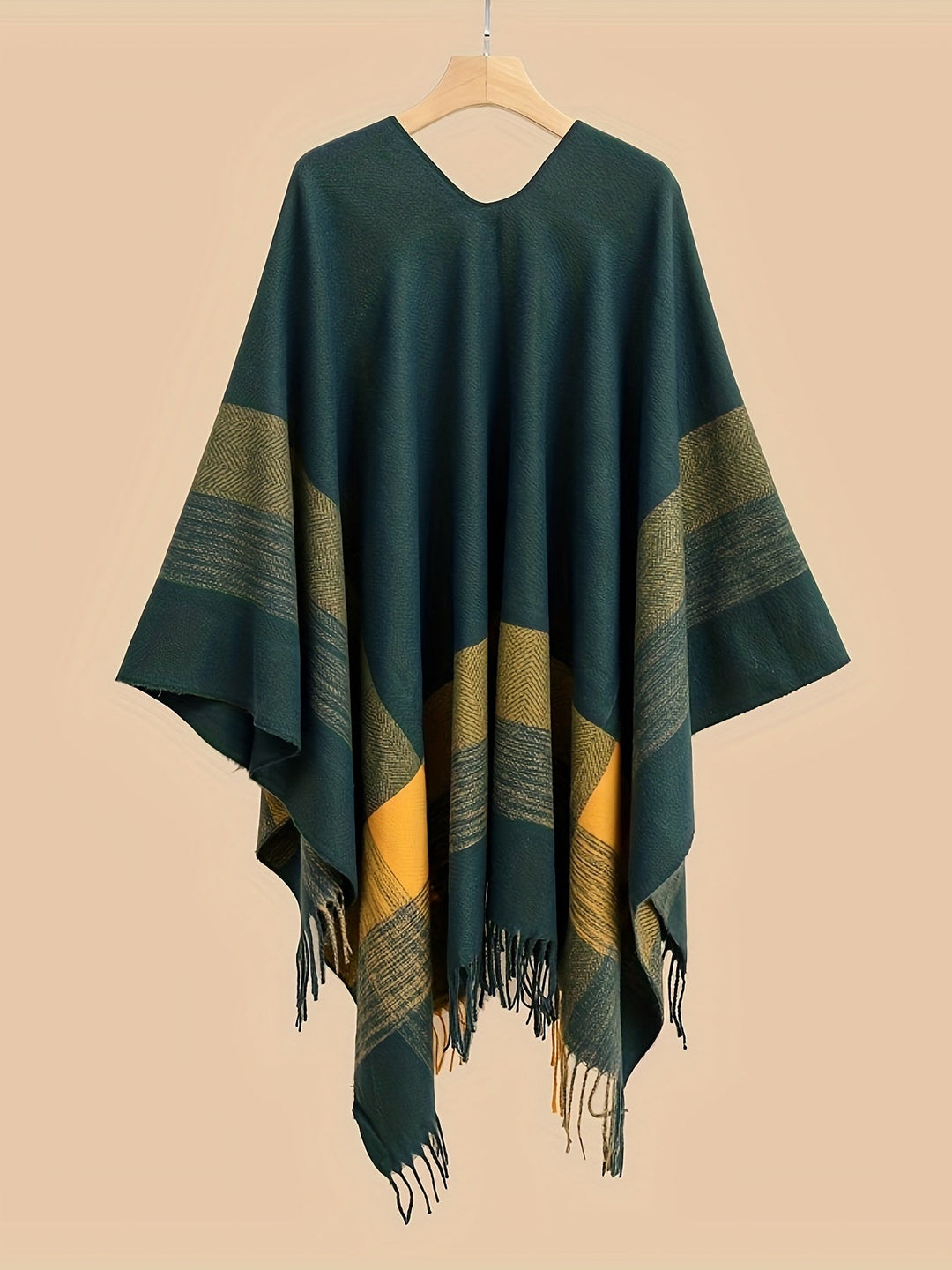Kyrine - Poncho Châle À Franges Et Motifs Géométriques