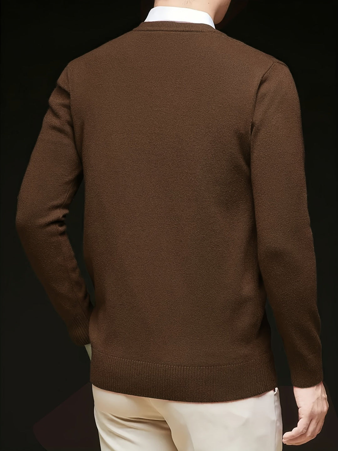 Dionysis - Pull en Maille à Col en V « Cross Border »