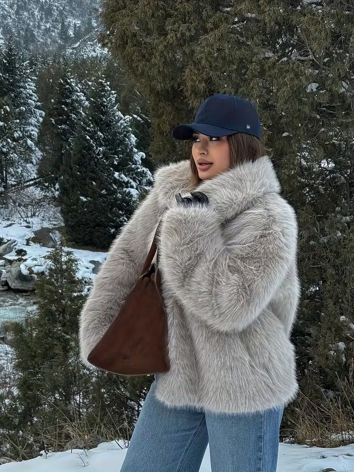 Zefina - Veste Oversize À Manches Longues en Fausse Fourrure