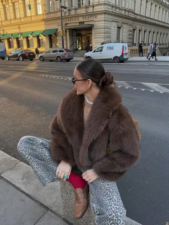 Jorida - Veste Courte Oversize À Revers en Fausse Fourrure