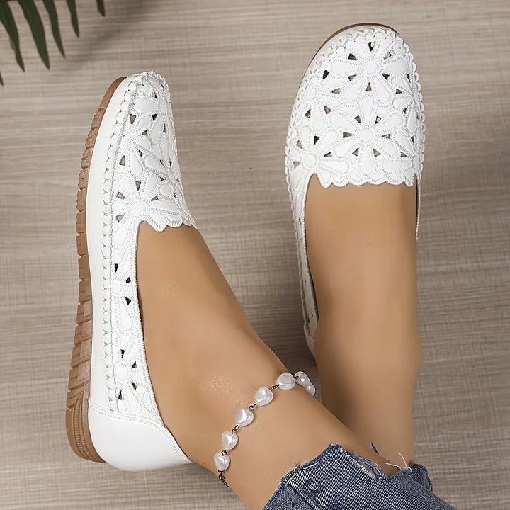 Inessa - Chaussures Orthopédiques Tendance à Découpes
