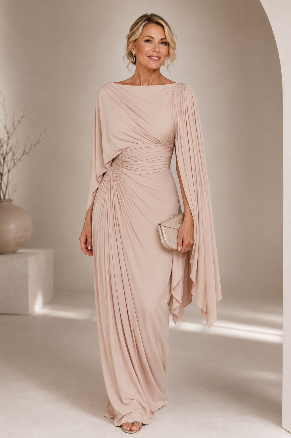 Mirona - Robe Longue Plissée Avec Cape