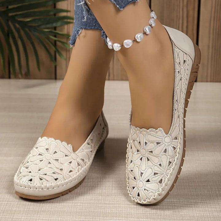 Inessa - Chaussures Orthopédiques Tendance à Découpes