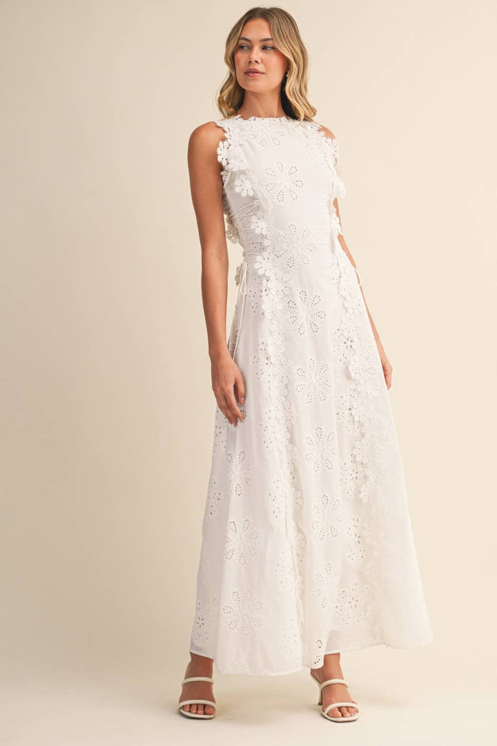 Azalia - Robe Longue sans Manches à motifs Floraux Brodés