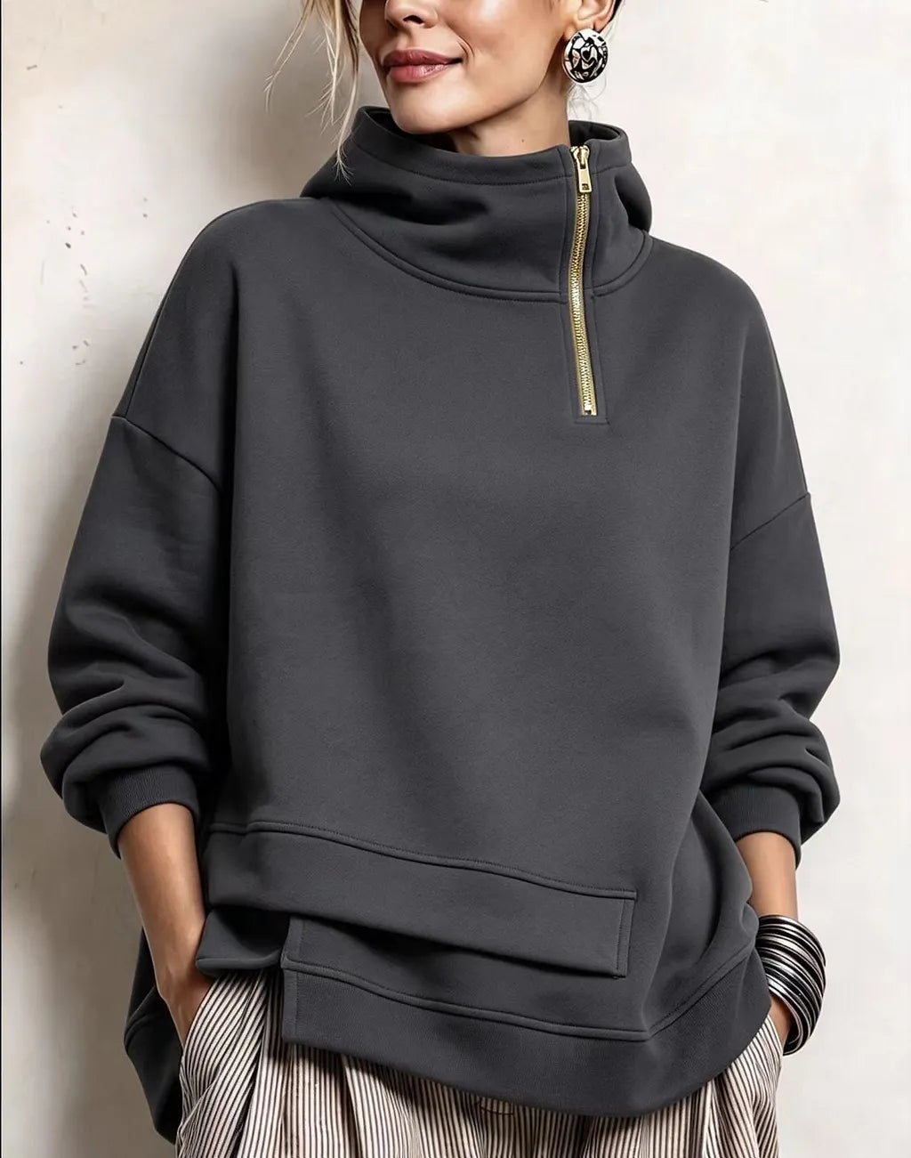 Lyona - Sweat-Shirt Moderne Asymétrique À Col Montant