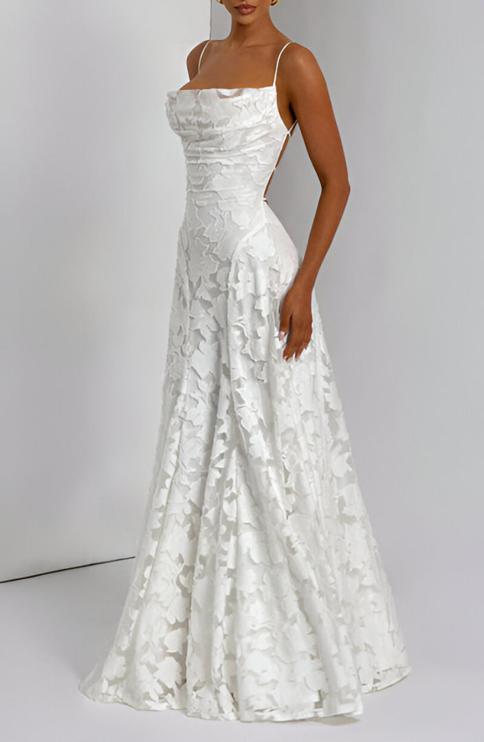Alona - Robe Longue en Dentelle Florale À Bretelles Fines